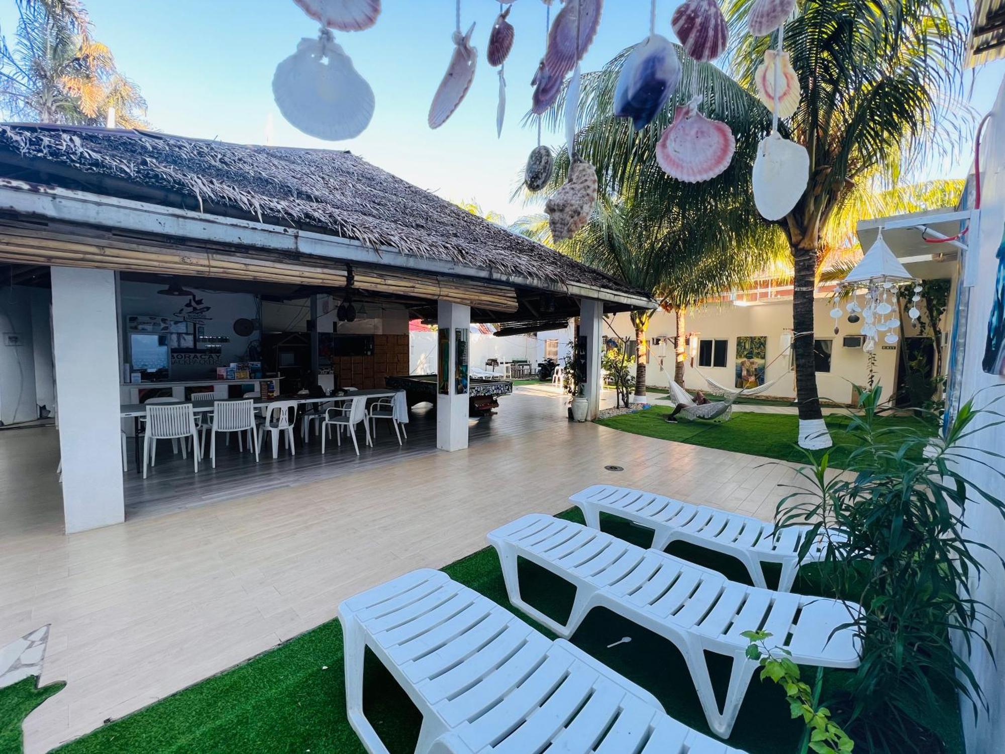 Boracay Backpackers Hostel Balabag  Ngoại thất bức ảnh